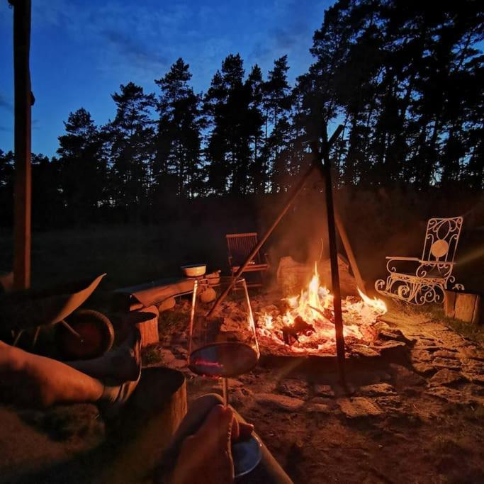Gaestesuite Am Waldrand, Ausstieg Auf Zeit